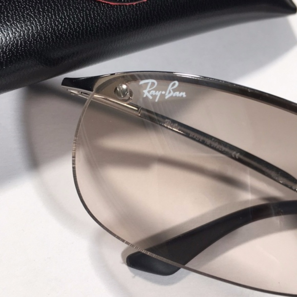 Ray Ban model#3186 Vintage Unisex Sunglass